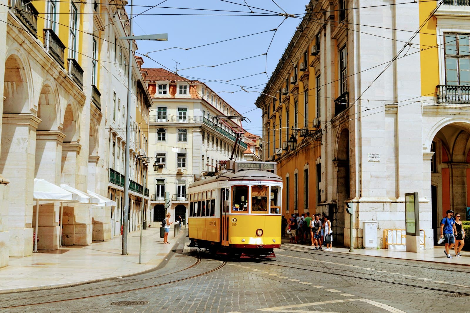 Lizbon'da tarihi tramvay